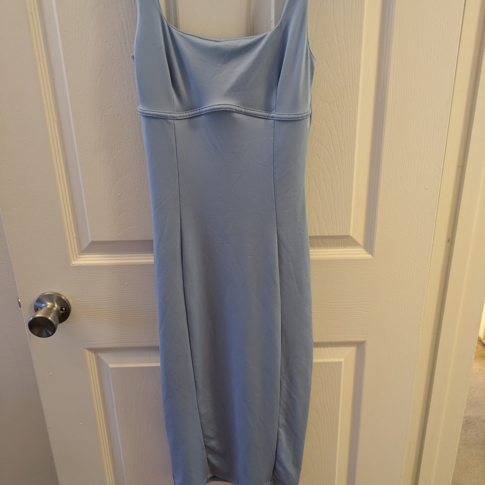Elegant Blue Sleeveless Dress